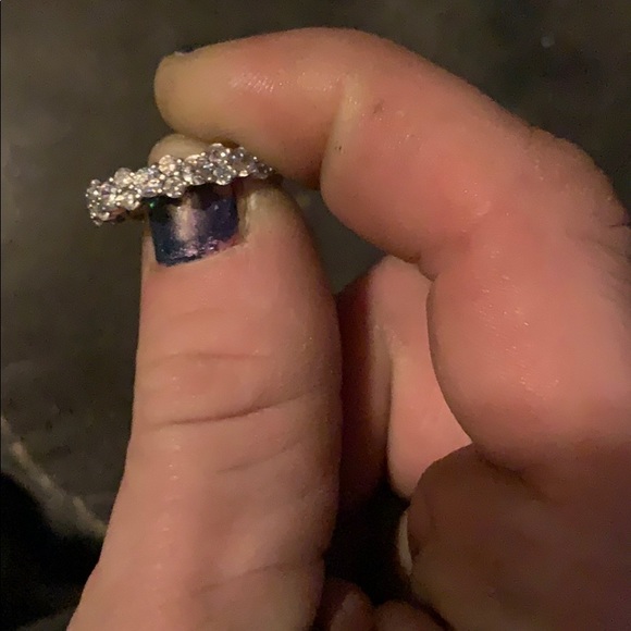 Silver diamond anniversary ring - Picture 3 of 3